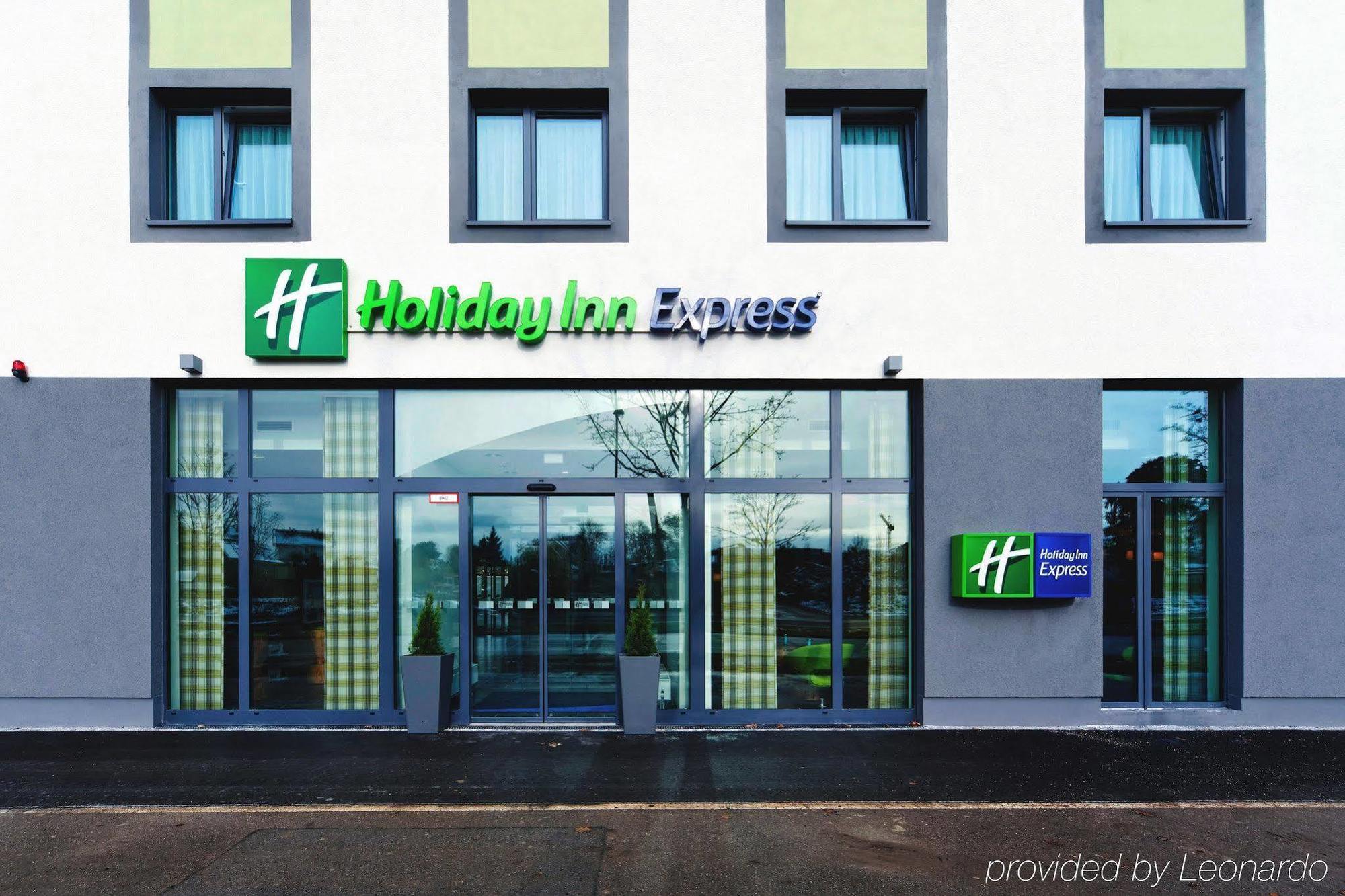 Holiday Inn Express Augsburg, An Ihg Hotel Exterior foto